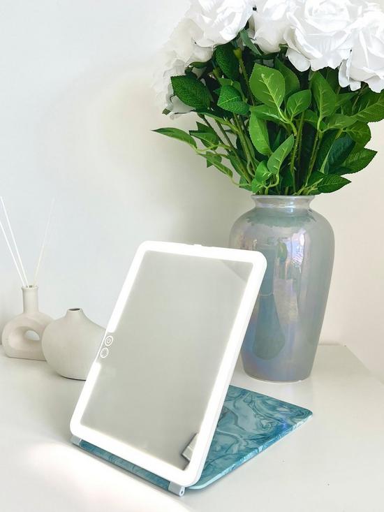 Sensse Glow Up Mirror, 27x19 cm, LED Touch Light Technology