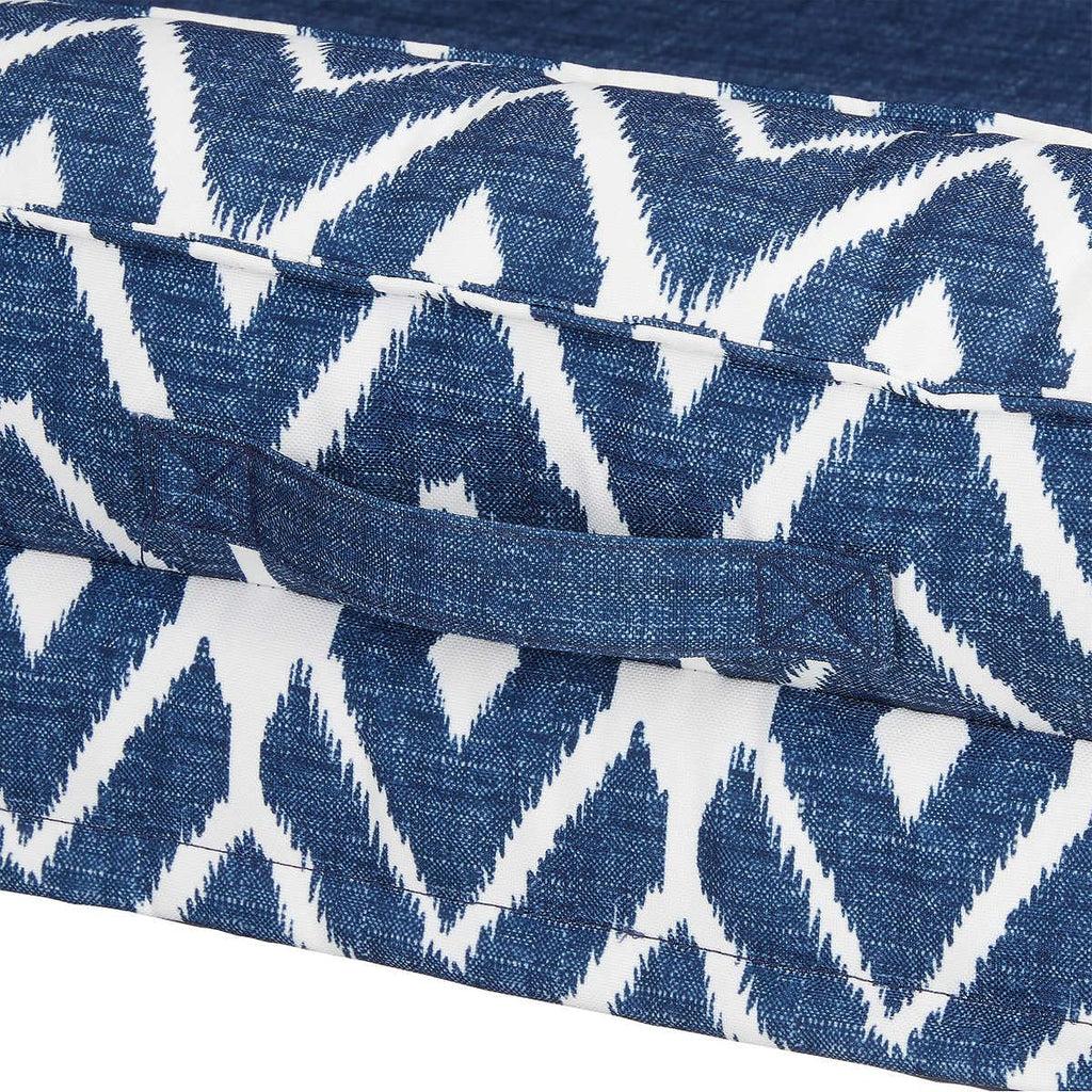 Kirkland Signature Tailored Dog Couch Bed 28"x36" Blue