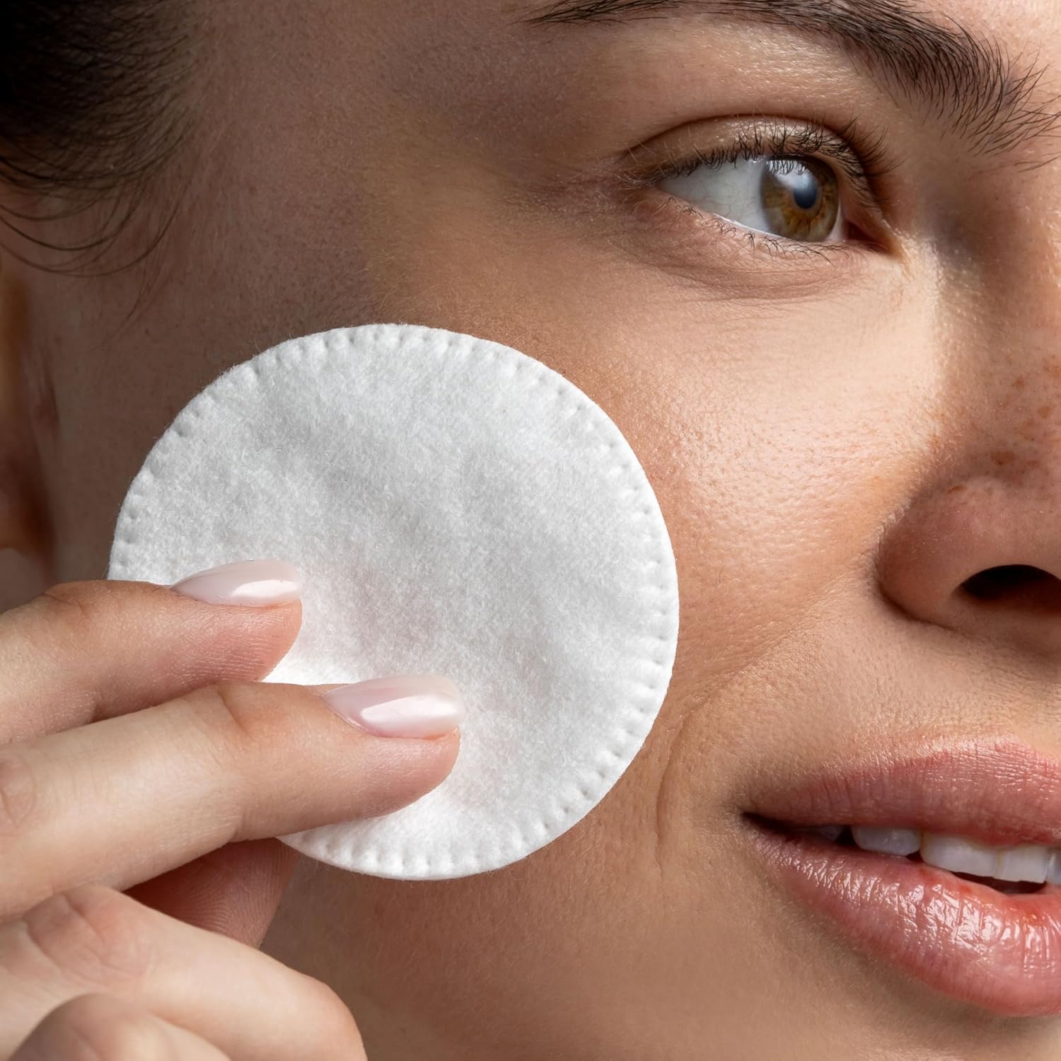 Cliganic Premium Cotton Rounds for Face | 100 Count