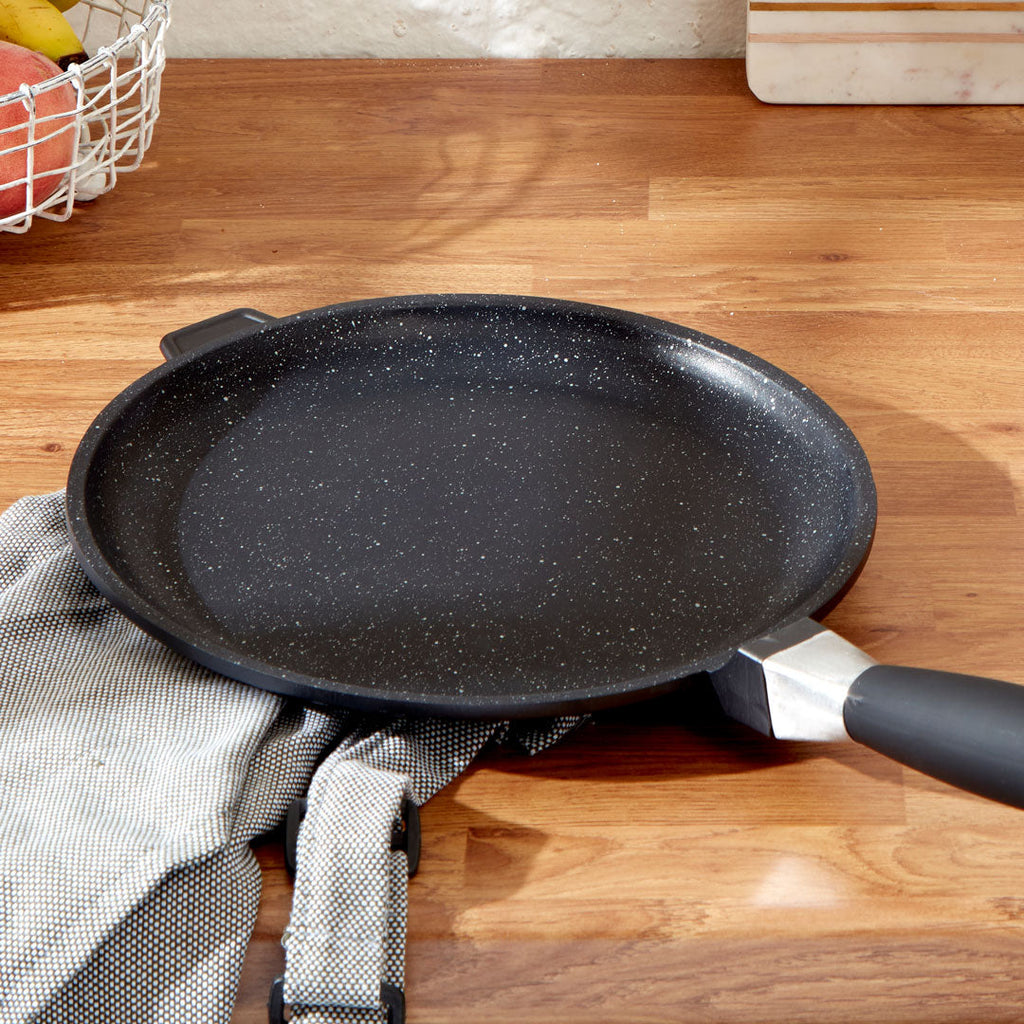 BERGHOFF EUROCAST Non-Stick Pancake Pan 12 1/2" - 32 cm