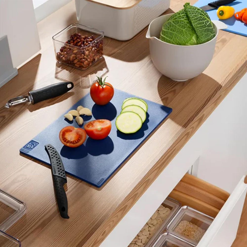 Bodum Bistro 3 Piece Color Coded Cutting Board Set With Holder – Durable, Dual Sided Kitchen Chopping Boards For Meat, Veggies, And Cheese - Dark Blue, White, Light Blue